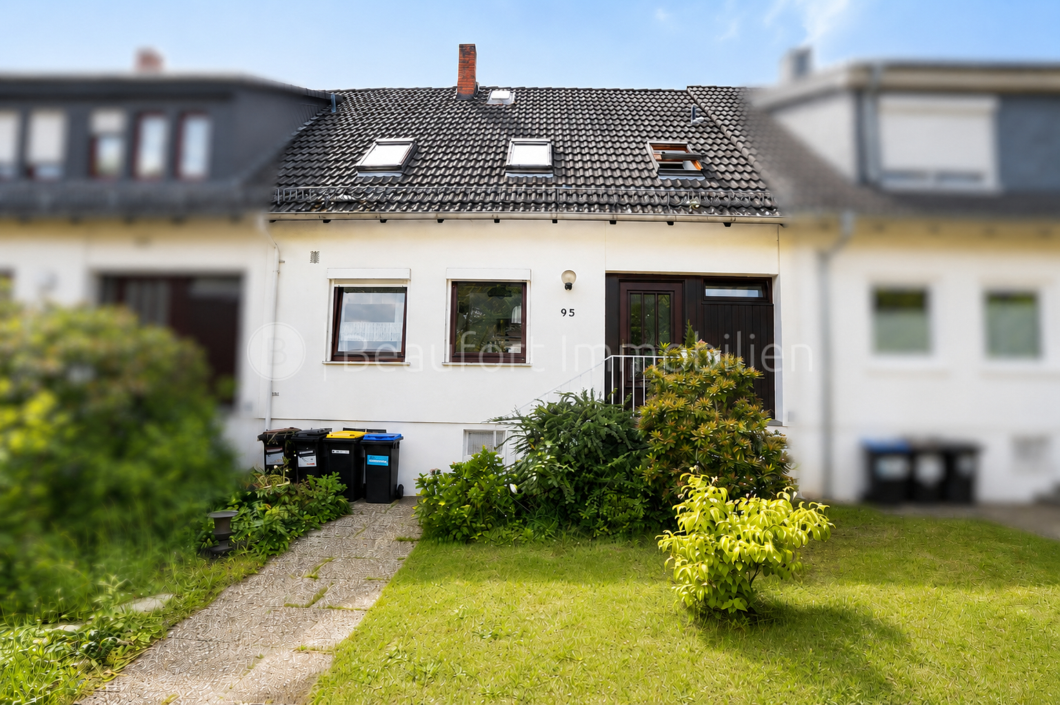 Familienfreundliches Reihenhaus mit Wintergarten, Garage und Vollkeller in begehrter Wohnlage von Bremen Horn-Lehe