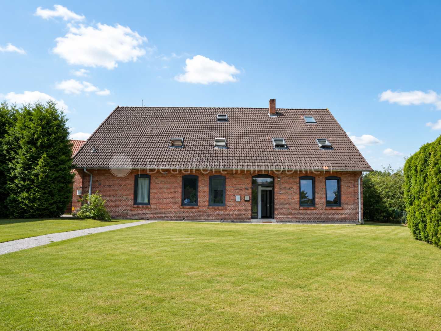  Kapitalanlage mit Entwicklungspotenzial - Mehrfamilienhaus mit vier Wohneinheiten